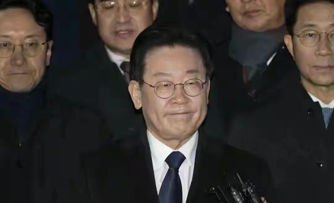 高市把路堵死了！李在明将率200家企业访华，日本却宣布推迟访华