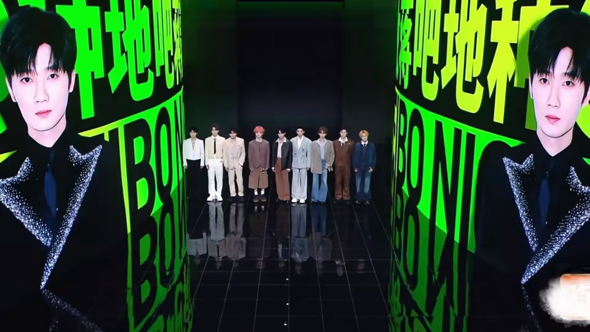 十个勤天霸屏帅啊 