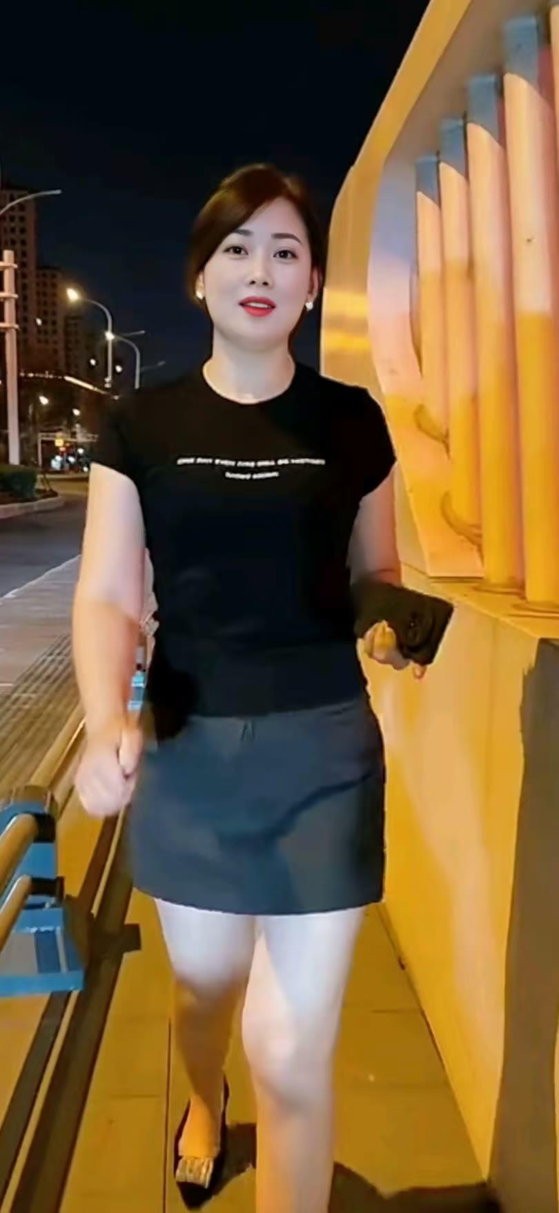 浪迹天涯从此并肩看彩霞