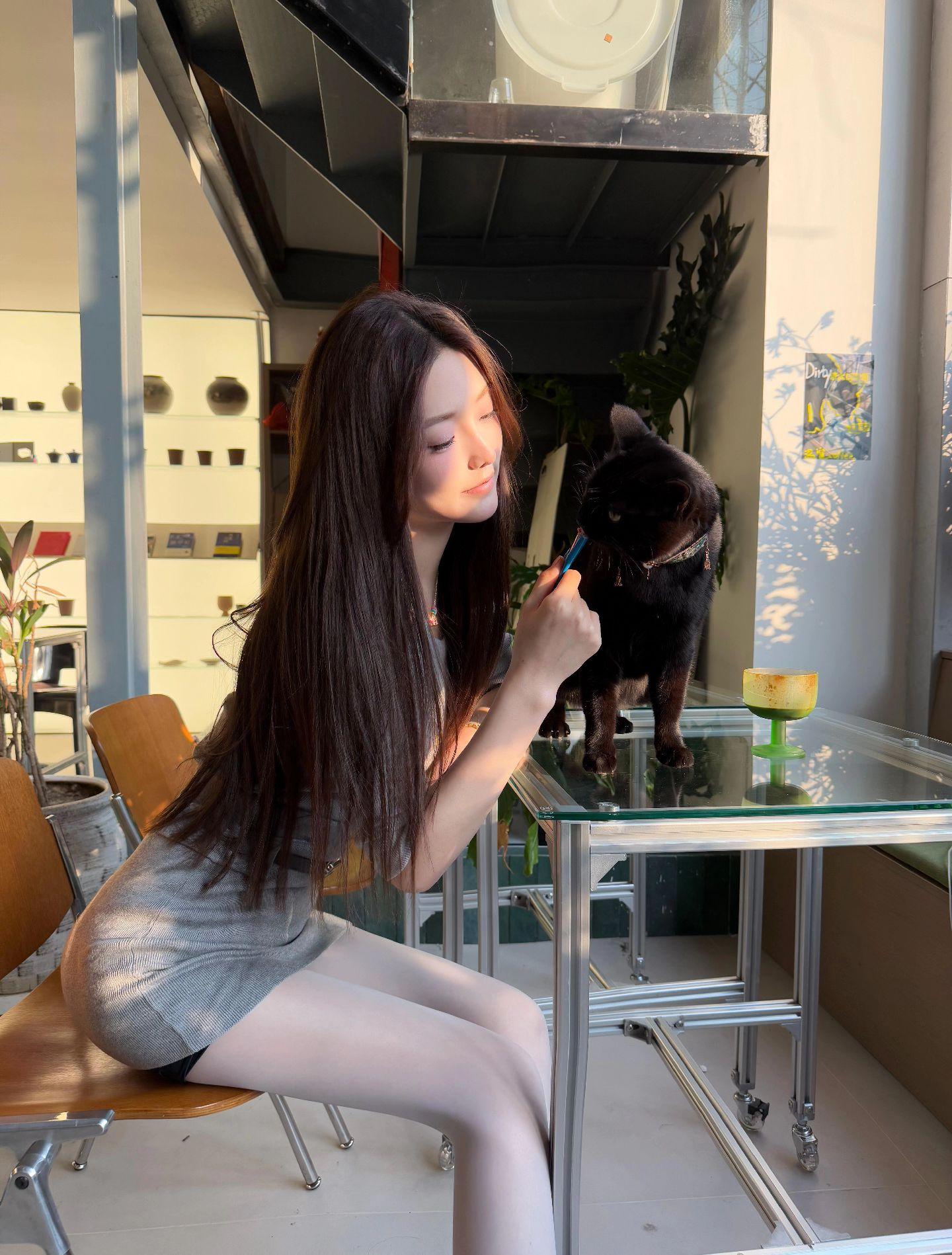 什么都是假的，只有钱才是真的，如果没有钱，路也很难走，没有钱的支撑，当...