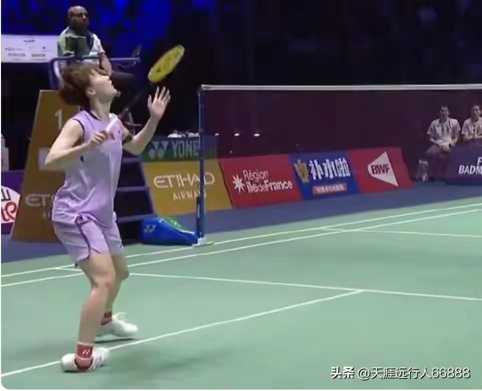 国羽五线冲金！陈雨菲带伤死战，石宇奇逆转黑马，女双横扫日本

北京时间8月31日