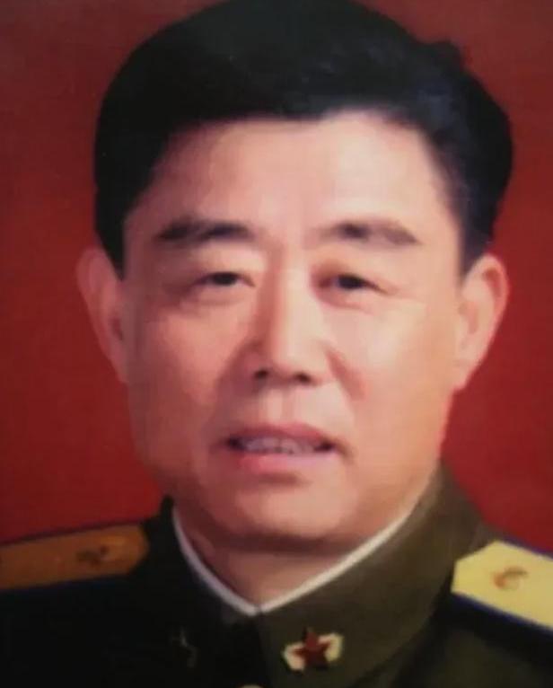 1968年，四架“美军战机”逼近我国导弹营驻地，营长陈辉亭连续7次抗命拒发导弹，