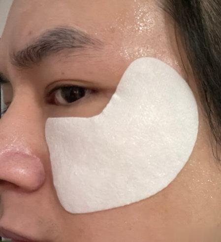 资生堂 焕白眼膜#锐测评# 这款面膜只是为护肤增加些趣味，不得不说资生堂悦薇焕白