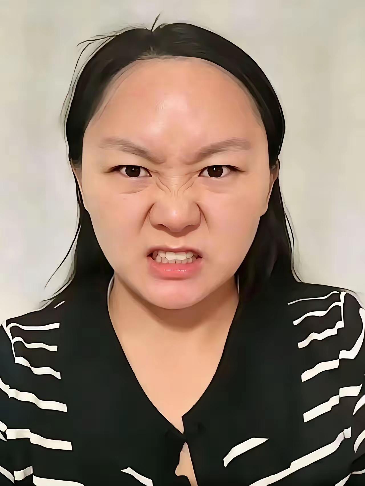 谁能想到，

主打严苛管理的名校模式，居然藏着这么大的教育漏洞。祥云祥华中学由张
