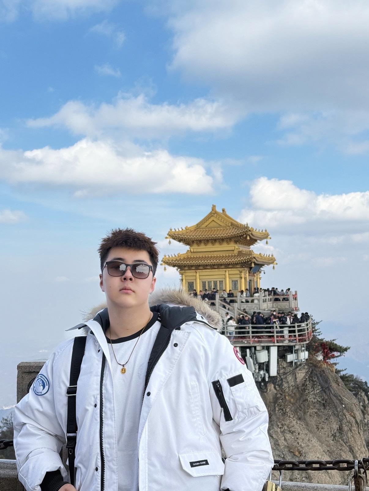 在河南 在老君山。老君山，拿下拿下🤏