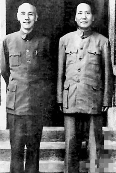 1945年抗战胜利后，全国老百姓就一个心愿——安安稳稳过日子，可当时的局势，一点