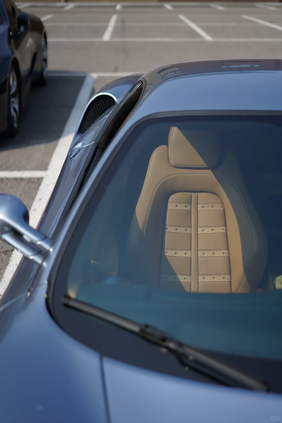 Ferrari Daytona seat