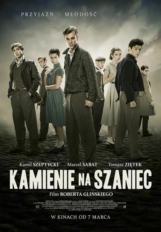 #火速推荐好电影# #推荐优秀电影# 《堡垒坚石》“为了给生者希望，我们排队接受