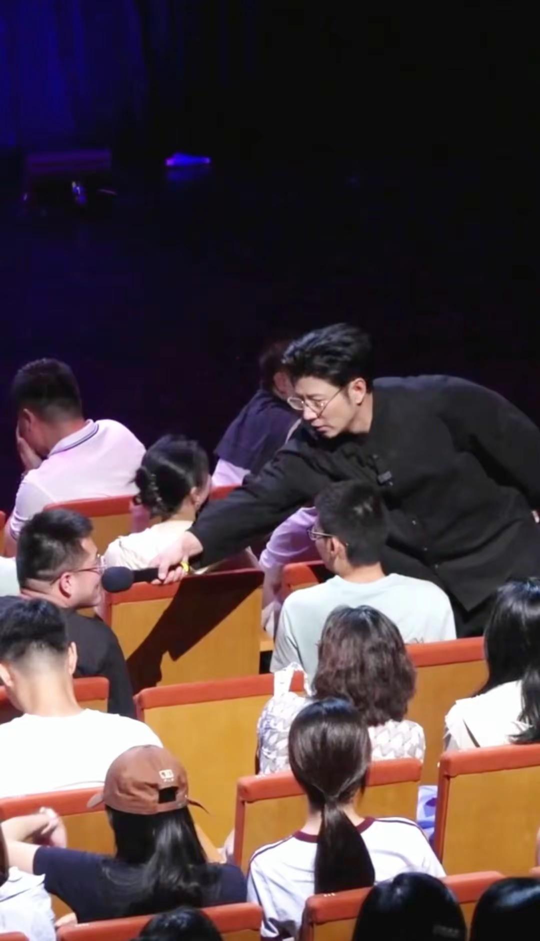 上班的苦，剧场笑回来✨高晓攀脱口秀《笑发财了》登陆南阳！9月27日19:30，南