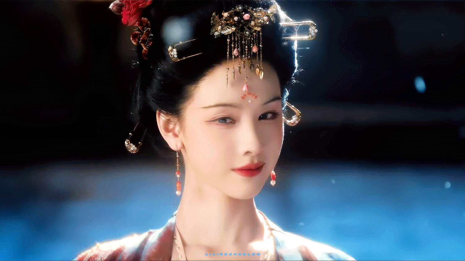 说我们雾妄言明艳大美人的出来挨夸🤤 