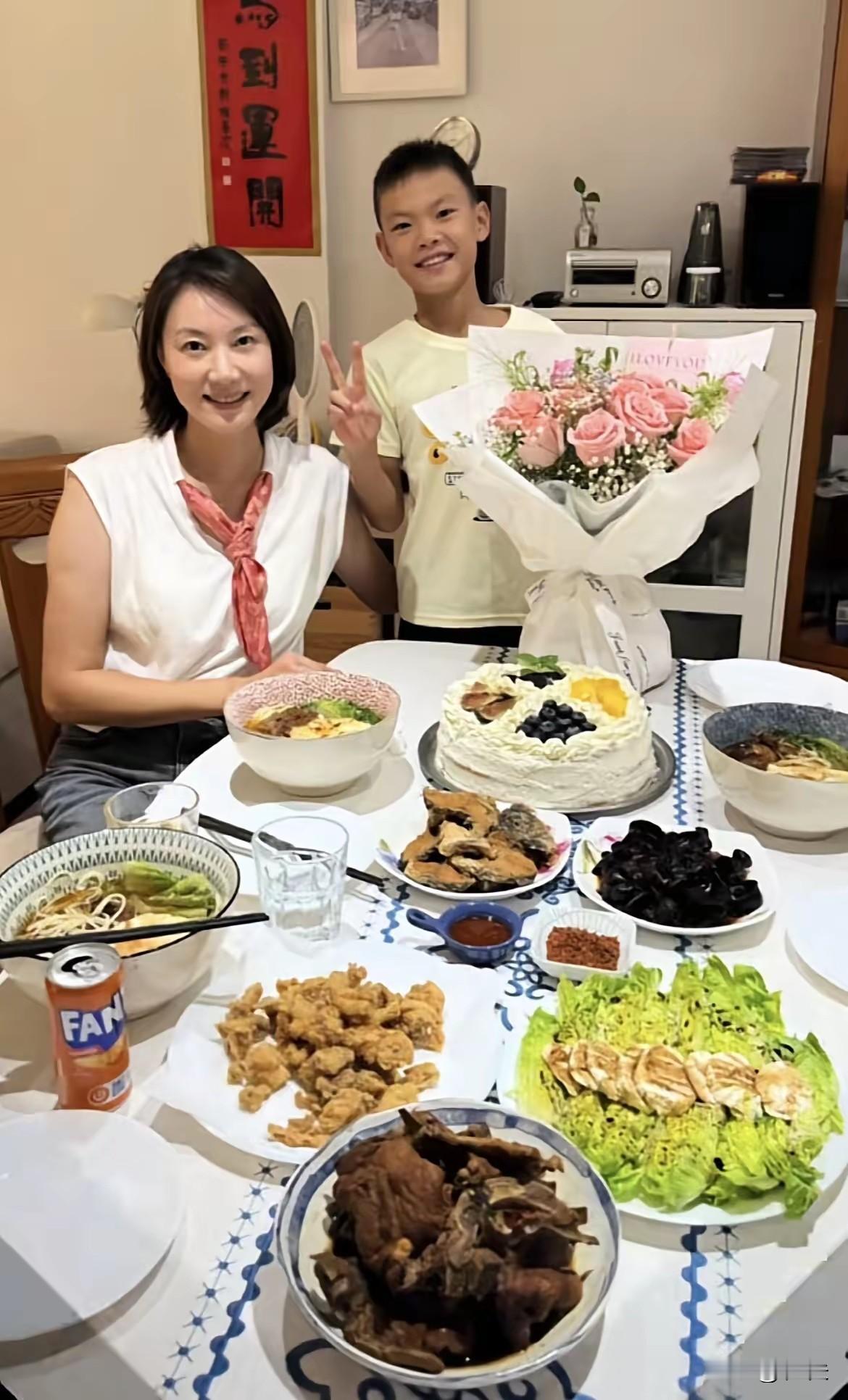 这是谁？