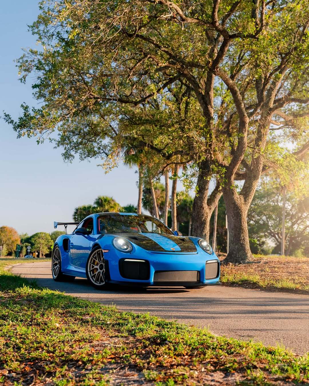 改车吧[超话] Porsche 911 GT2RS ​​​