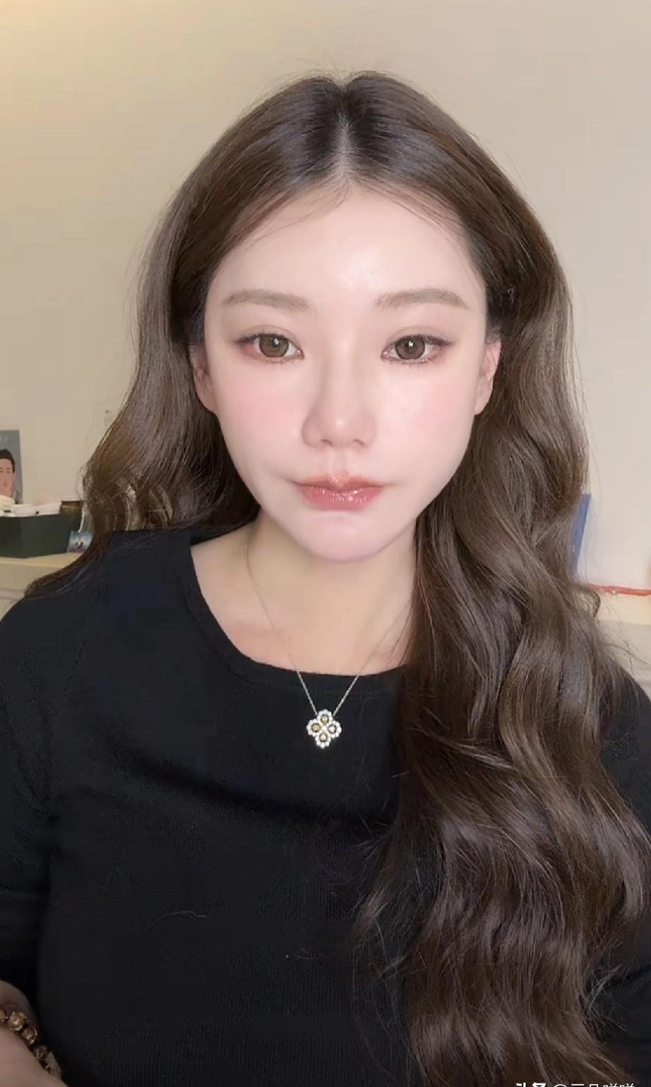 公众人物的私域生活：从个人喜悦到公共叙事
公众人物筱梅于1月29日在台顺利产子的