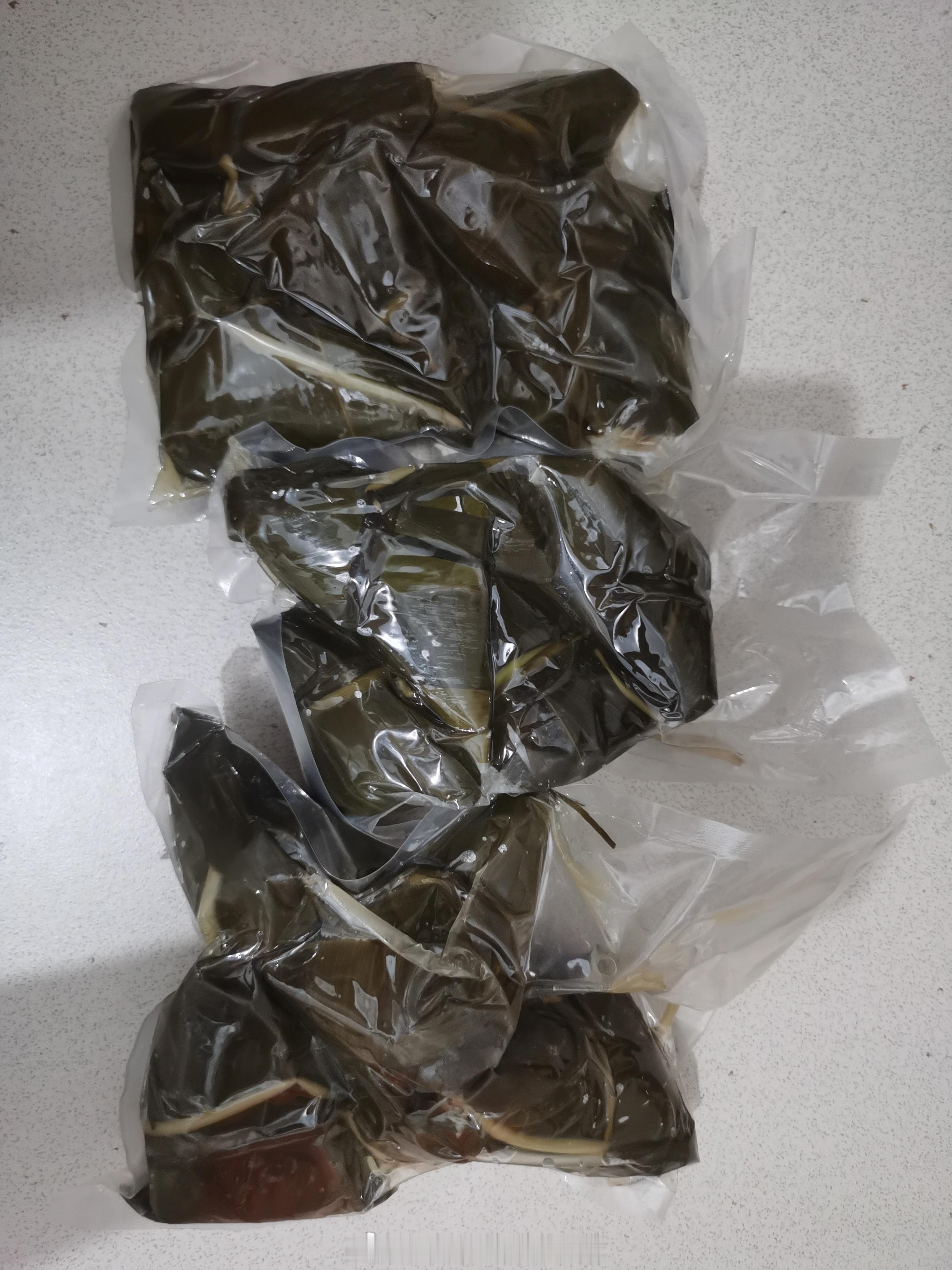 生活的小确幸大概就是刚打哈欠就有人给递枕头。我的意念太强大了。下午还想着明天早上