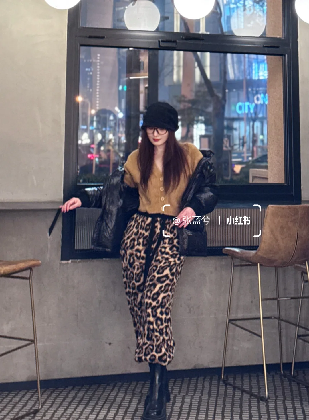 不知道哇，反正我穿什么都很曼妙～