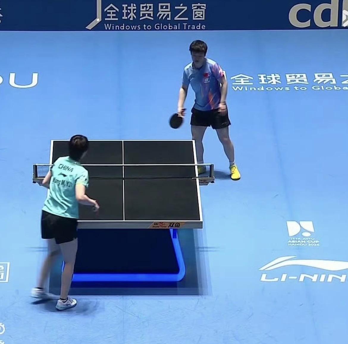 海口亚洲杯女单决赛，孙颖莎 4-3战胜王曼昱 ，首夺亚洲杯女单冠军，也是2026