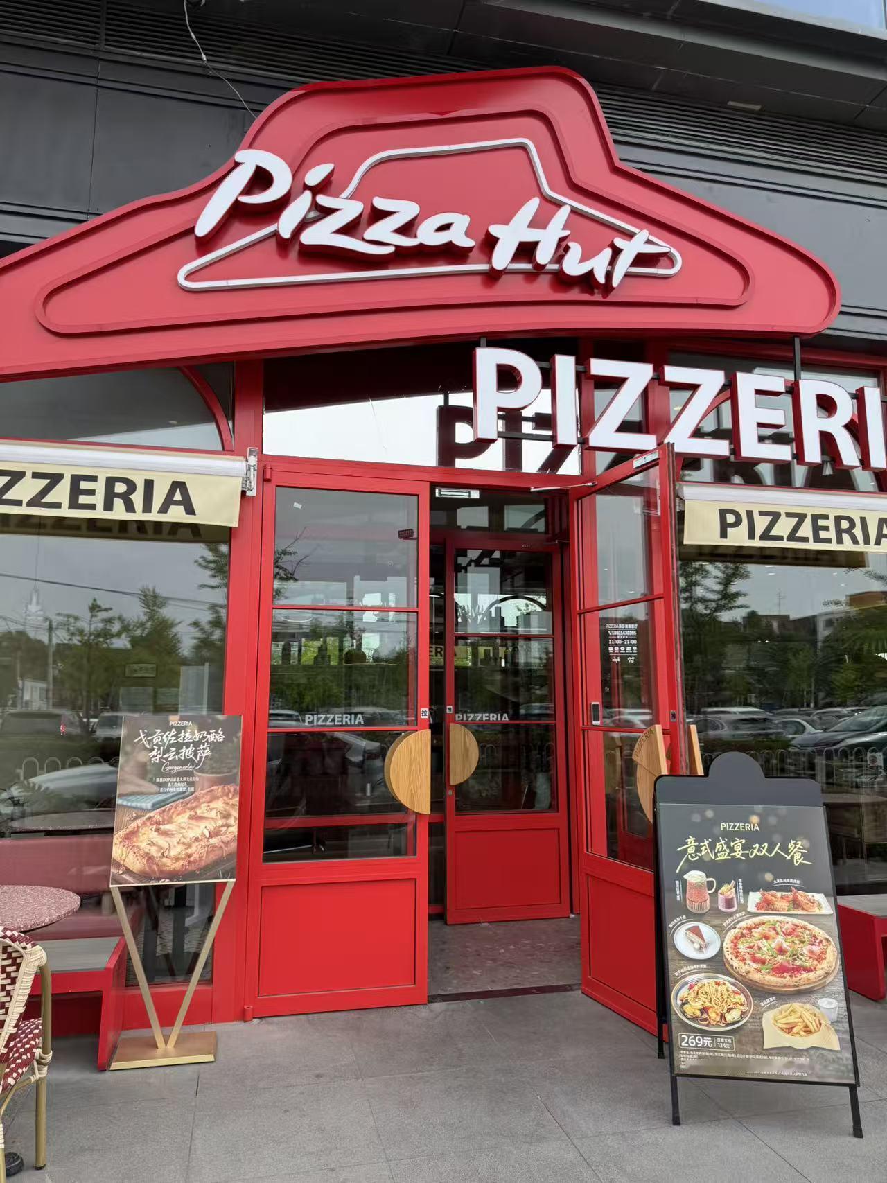 你知道人一生最大的炫耀是什么吗?老了不被嫌弃，有人疼。还不值得我炫耀吗？

今天