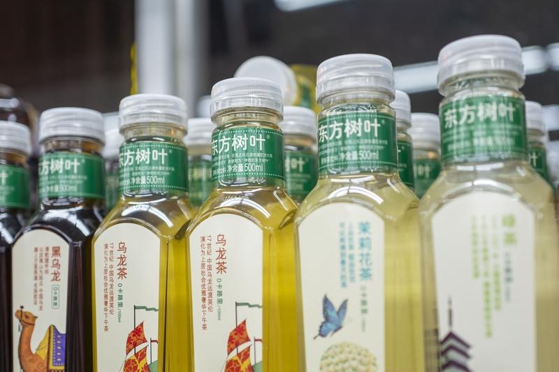 我告诉你为什么吧？我10后的儿子和侄子告诉我，最好喝的饮料是东方树叶，没有诽谤东