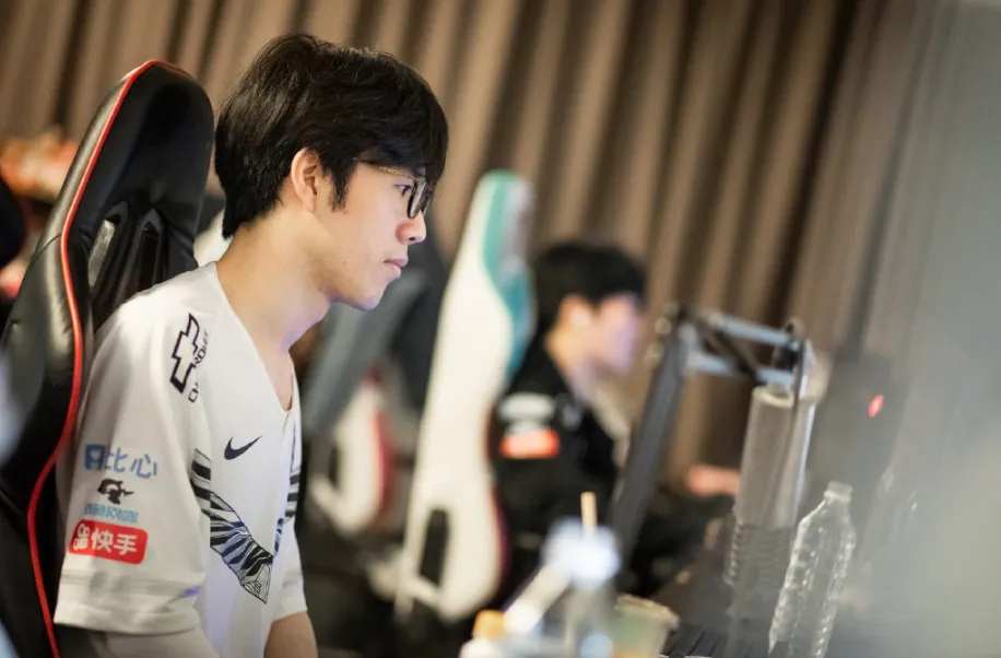 Rookie iGRookie与iG羁绊再续，经历风波与休赛后有望在第三赛段重返