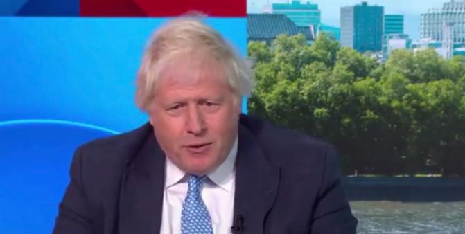 7月21日，英国前首相鲍里斯・约翰逊在媒体采访中抛出一套结束俄乌冲突的方案，他呼