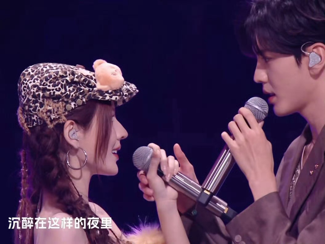 张予曦毕雯珺借位吻哇塞美女帅哥好养眼 拜托一定要二搭三搭四搭五搭一直搭啊啊啊啊 