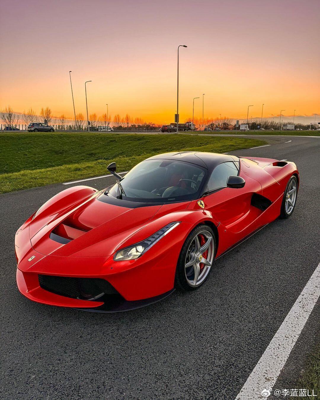 说个很扎心的事实。三神之一的法拉利LaFerrari，至今很多人都不知道它的整备