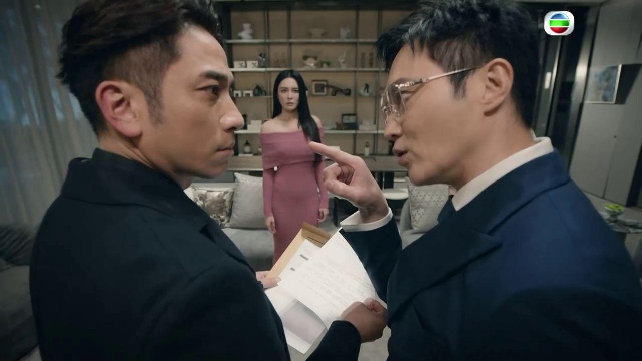 蔡一智相隔 13 年再拍 TVB 剧，一出场就和张智霖针锋相对。

TVB台庆剧
