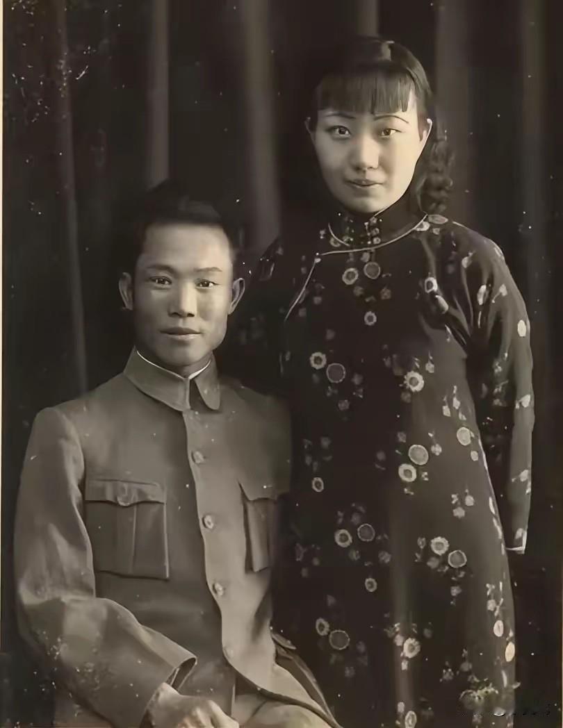 1925年，陈诚回家奔丧。7年不见的妻子，想与他同房。妻子刚到床上，就被他强行推