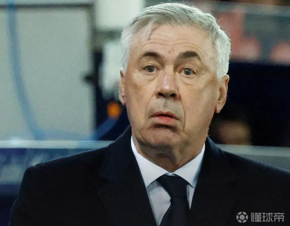 安切洛蒂其实才是足坛历史最佳教练。
1.历史上唯一一个夺得4次欧冠的主教练。
2