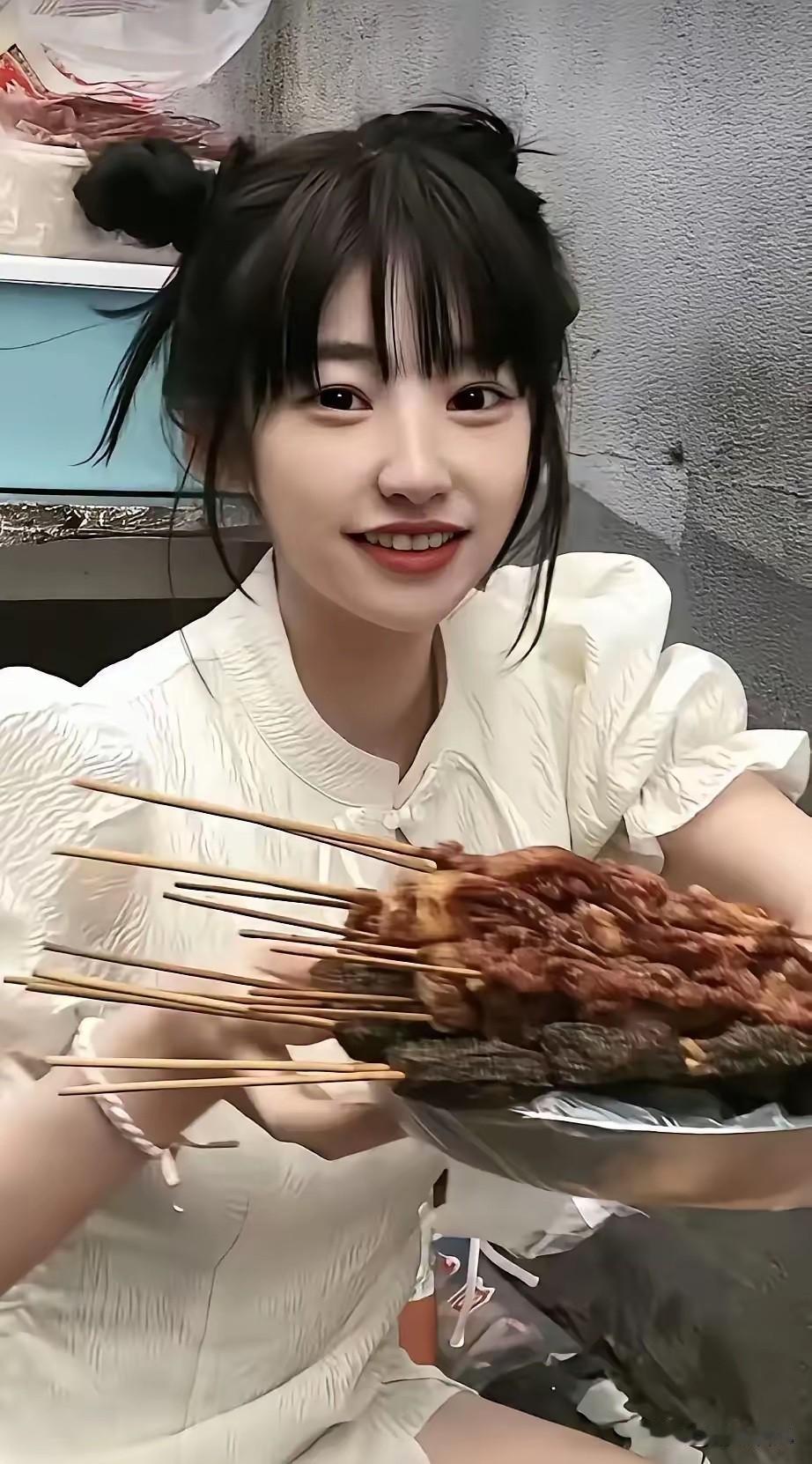 黄一鸣，大概率要彻底凉透了！

不知大家是否留意到？

闪闪的新号“闪闪发光”已