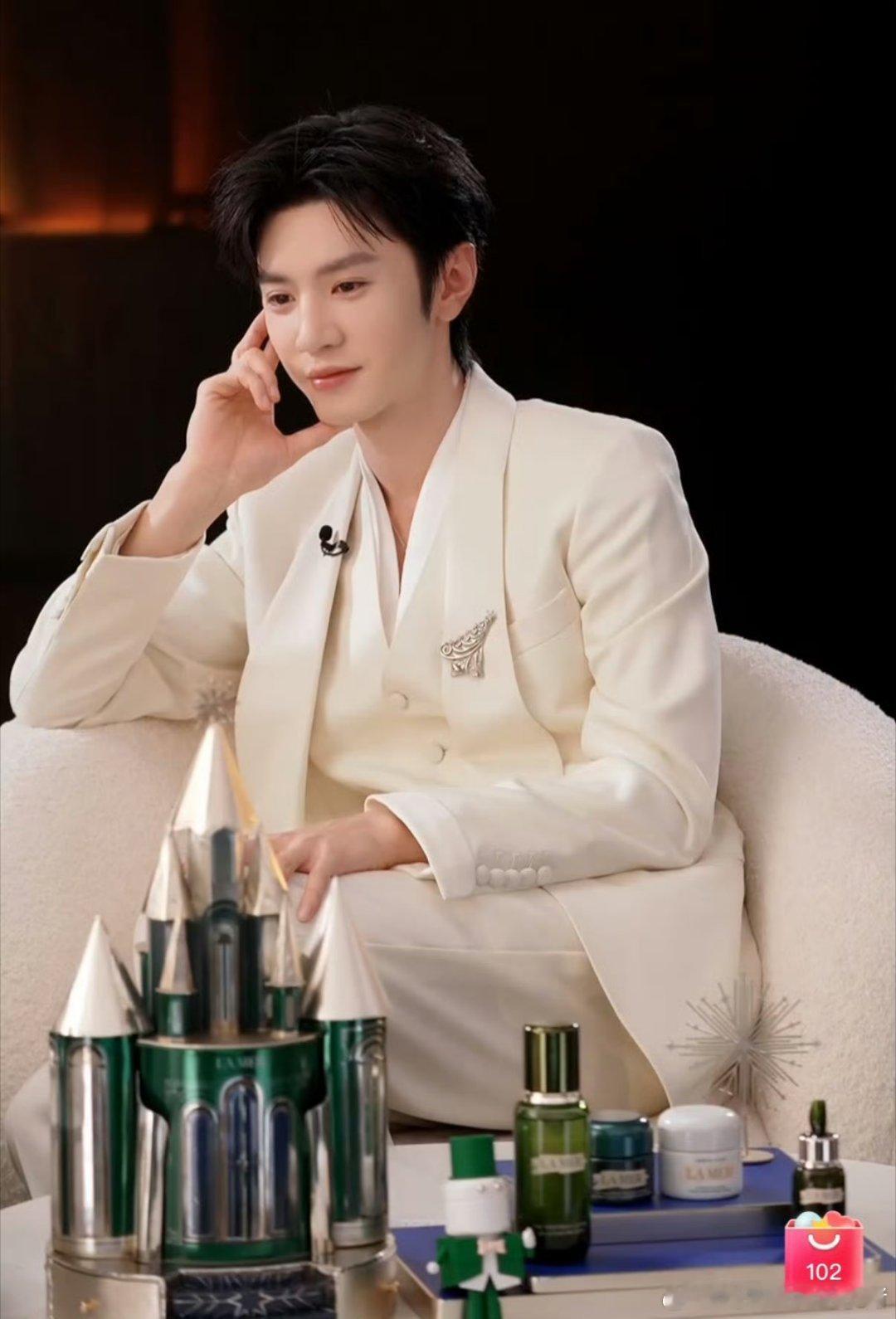 陈哲远毕雯珺直播，今晚谁是你心目中的白马王子？！ 