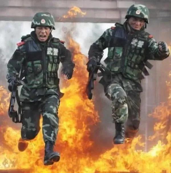 你知道日本为何唯独不惧中国？这是因为对待中国，他们骨子里形成了自信心和优越感。