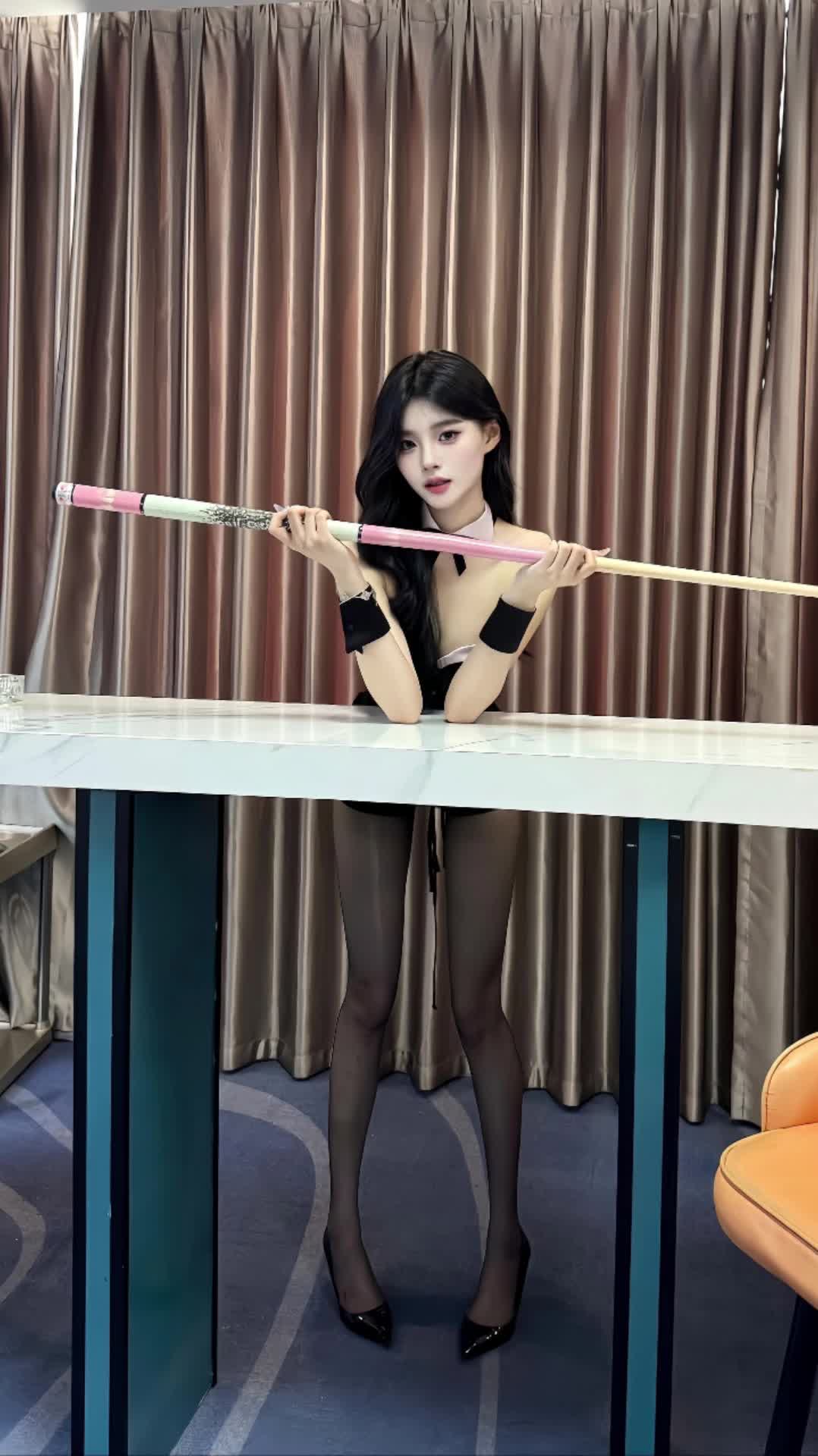 我问大师什么是爱，大师说黑八必须响袋