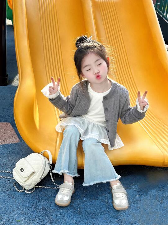 丸子头女孩子好可爱～