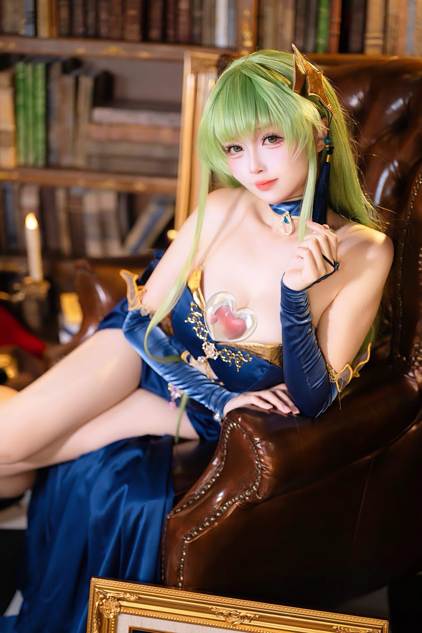 愿意和我缔结契约 成为我的共犯吗？