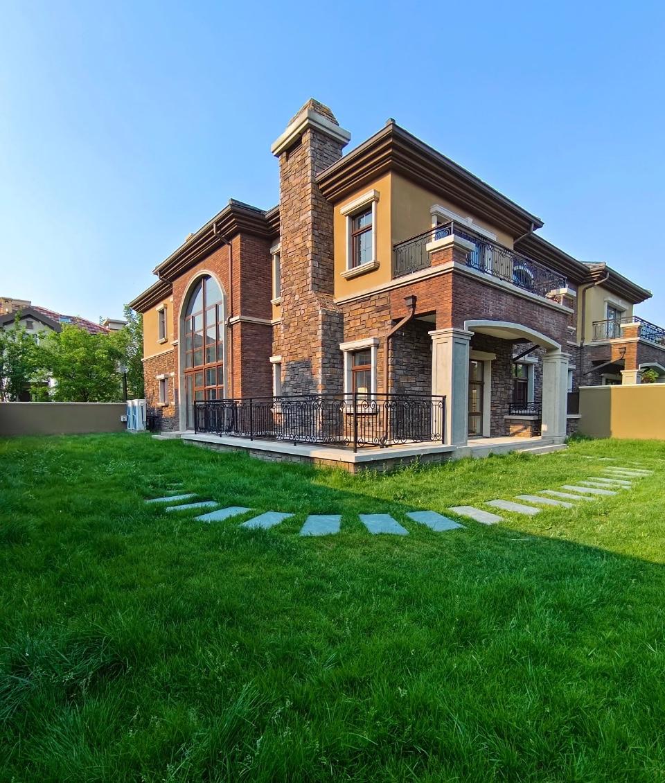 被封的房产大V某北又复播了？今天封转身换个马甲就开播，这种封号还有意义吗？

今