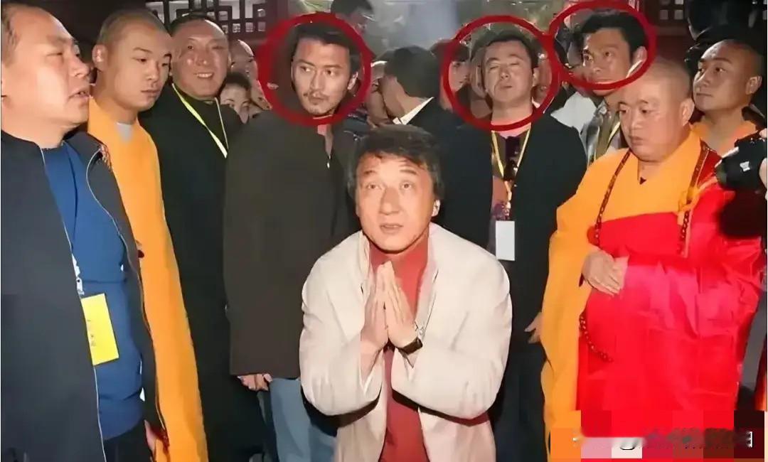 释永信“塌房”：和成龙到底有啥“关系”？

都说成龙代言的，还有成龙合影的，都有