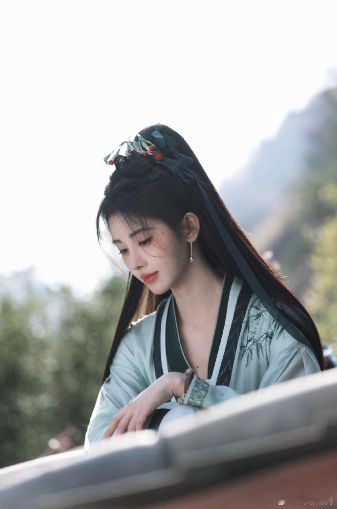 千香 已更12集资源 4K+1080 （留👍🏻再取）  