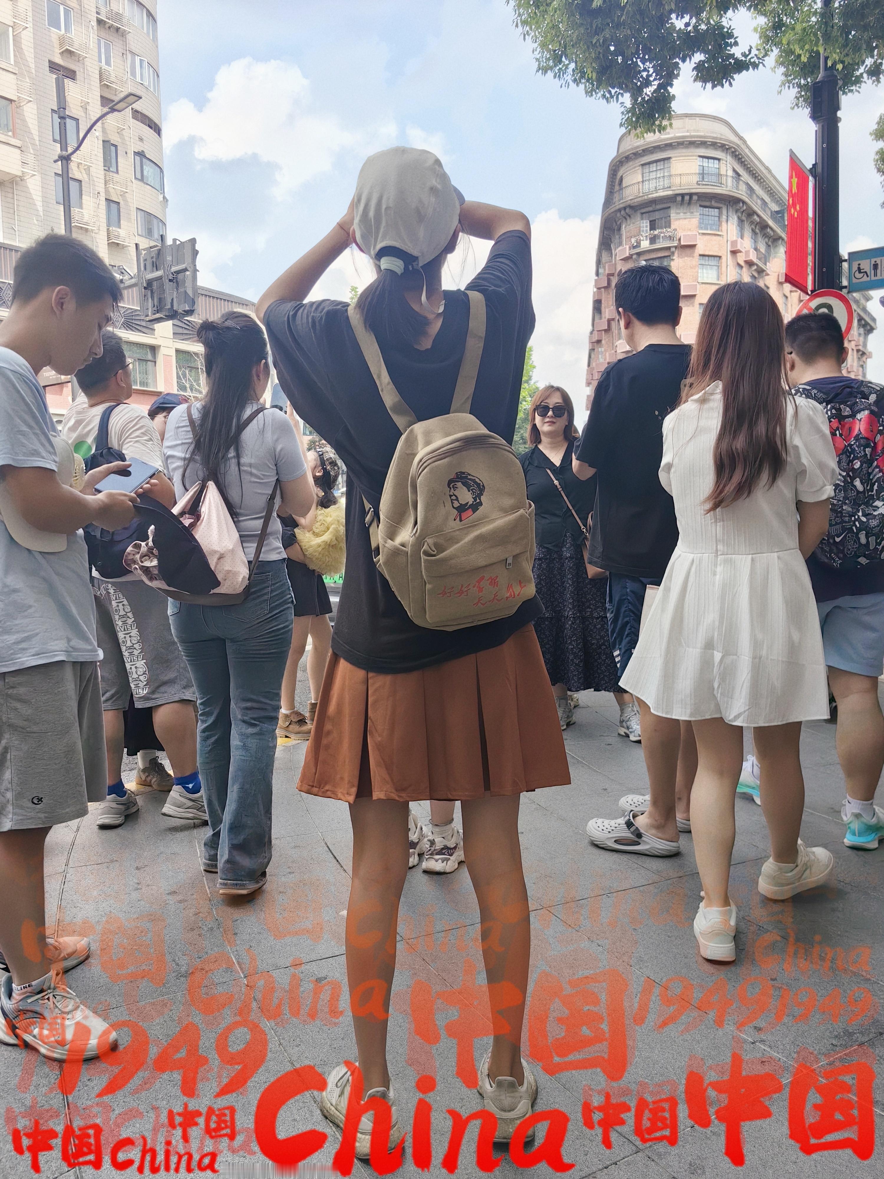 【成长记】难得今天不用早起去训练，我妞也没闲着，一大早把我拉出来逛街，一路沿着淮