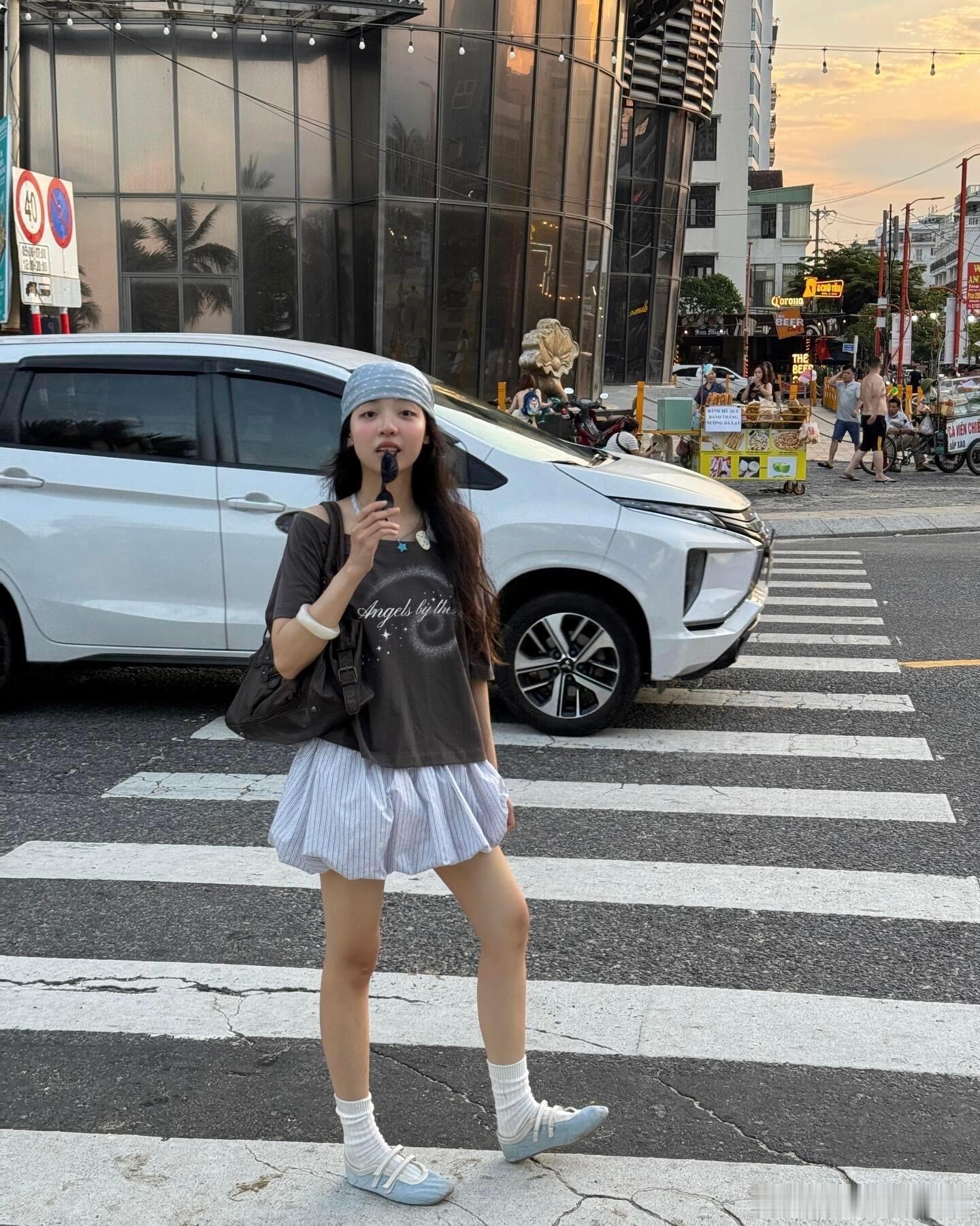 她真的好会穿𝒩𝓊𝓂𝒷𝑒𝓇002韩女合集，被美到！ 穿搭ootd穿搭春