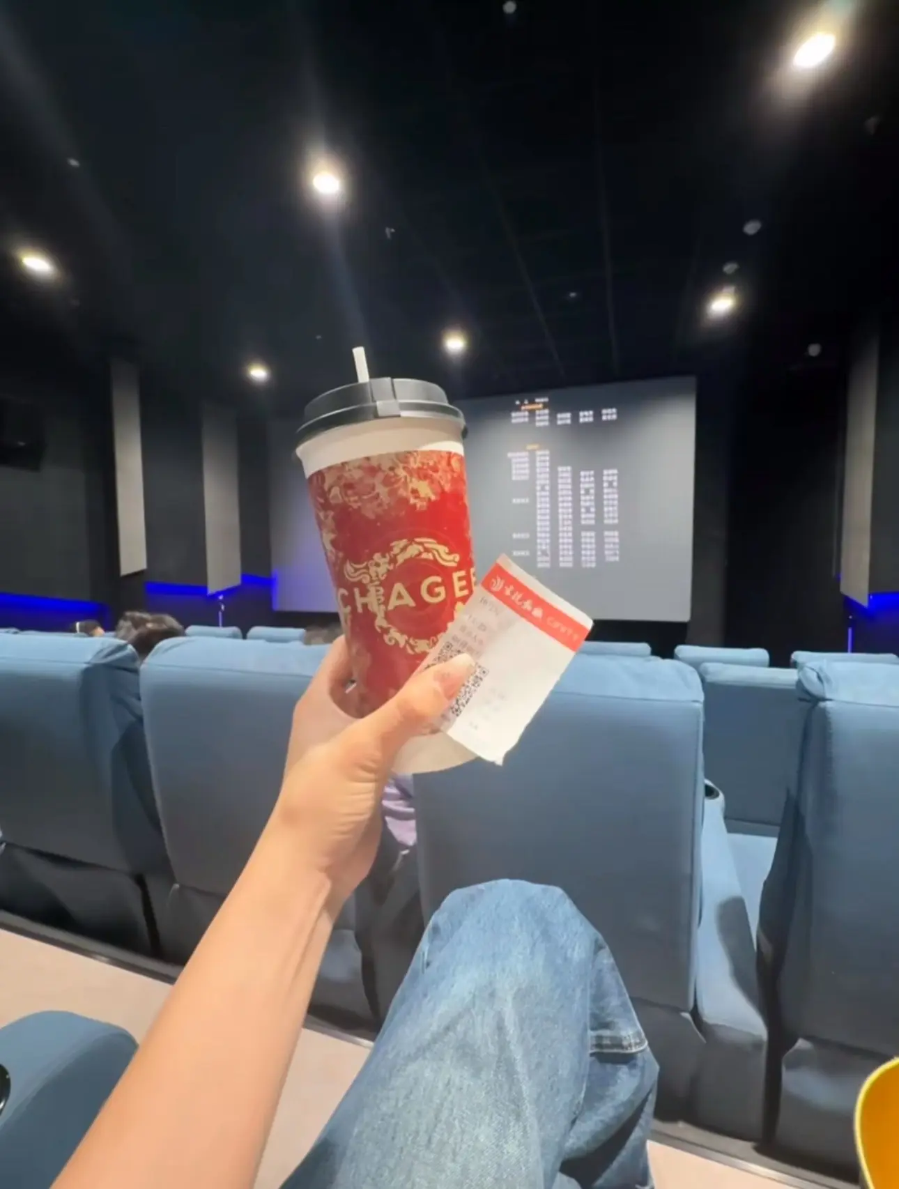 🎞《浪浪人生》喜欢的台词 只要活着就算赢了， 不要害怕风浪就不出海！！