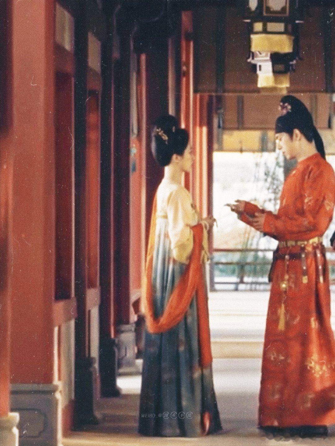海外网友追国色芳华狂磕cp  哎呀，家人们！你们知道吗？《国色芳华》里的“芳名远