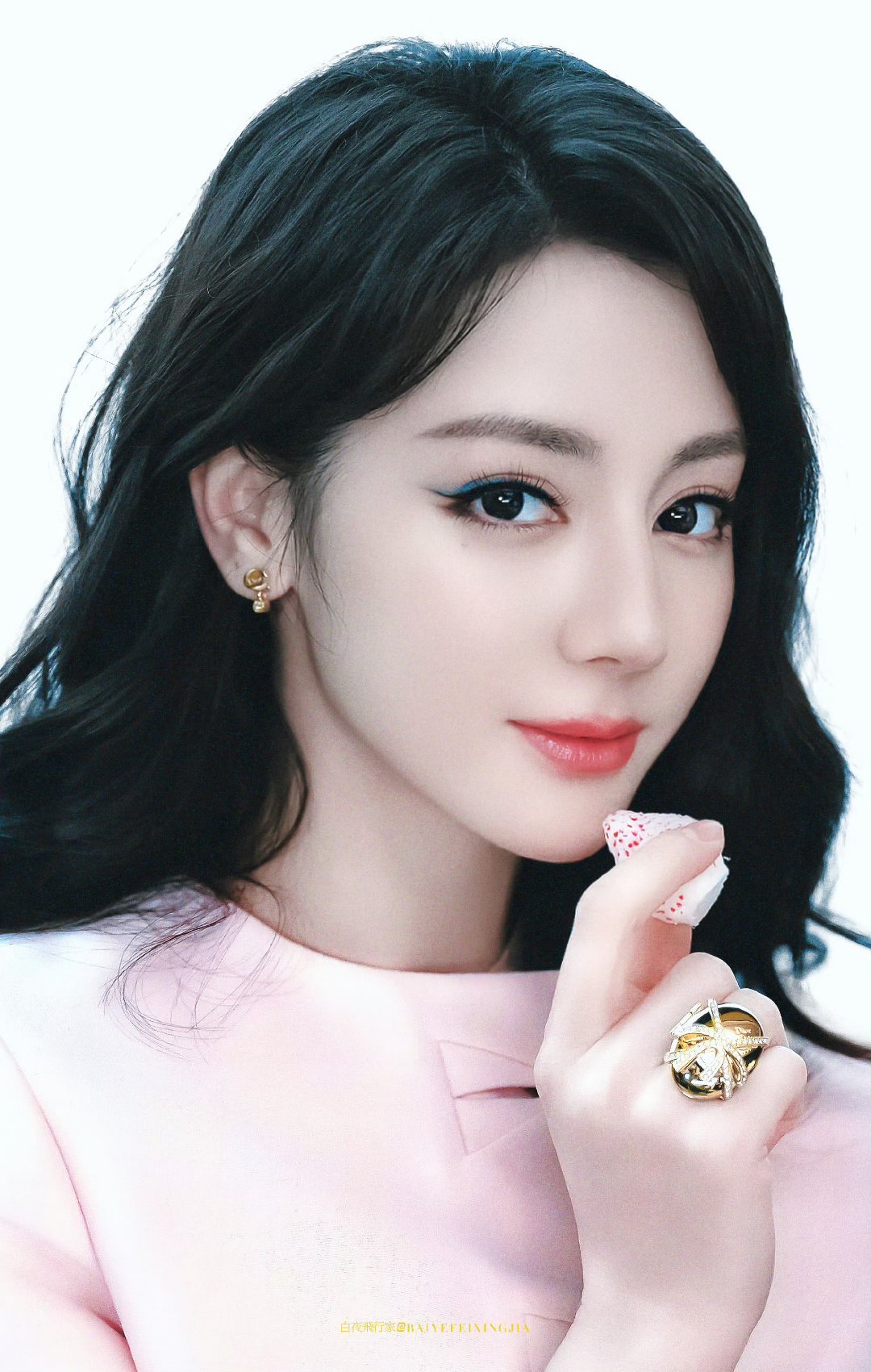 迪丽热巴0603生日快乐 dlrb 今天星期巴 dlrb 迪丽热巴“三四年前我说