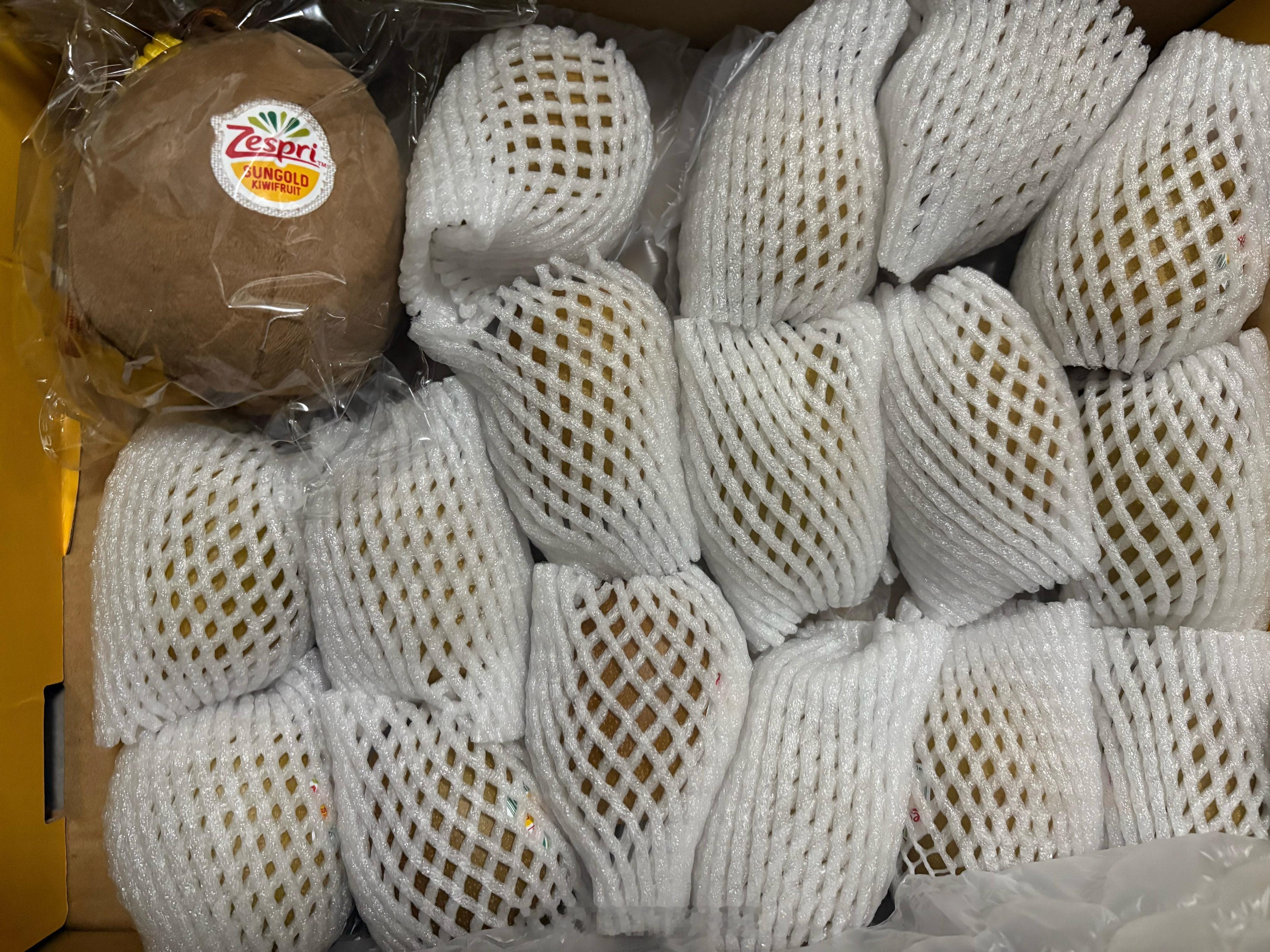 为了一个毛绒🥝买了一箱🥝
