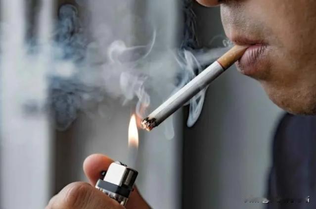 一天一包烟的人能活多久？国外一家邮报给出数据，结果让人意外！每天吸一包烟到底会缩