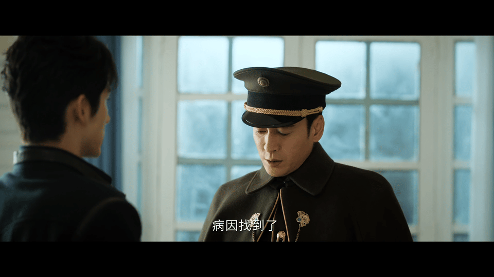 张新成口里的刀片是观众寄的南部档案南派三叔给一巴掌再一个枣南派三叔真的太懂怎么虐