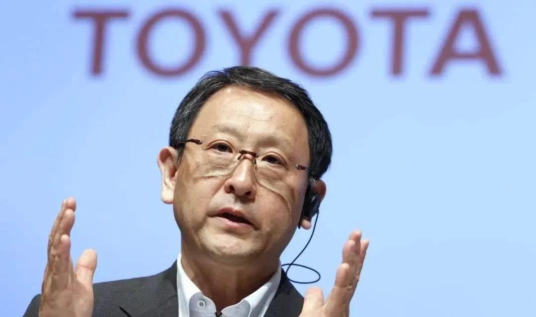 最近，汽车圈的真是比电视剧还精彩。
本田和日产传出要“联姻”，这是为了对抗特斯拉