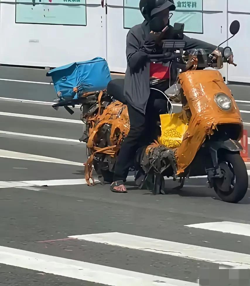 单王不在乎装备！靠的是硬实力！[加油]