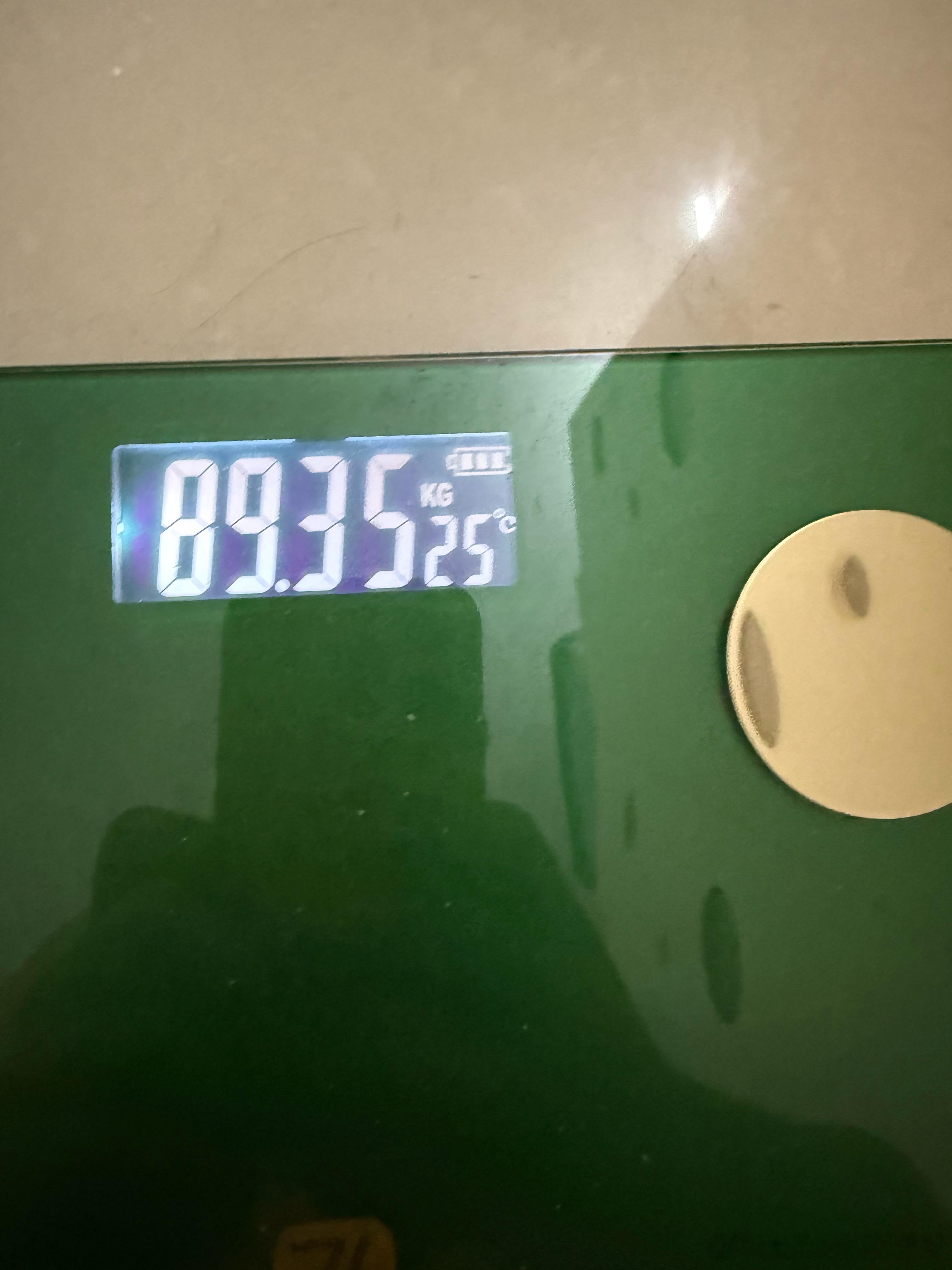 四舍五入，算我178行不最近不掉称！ 