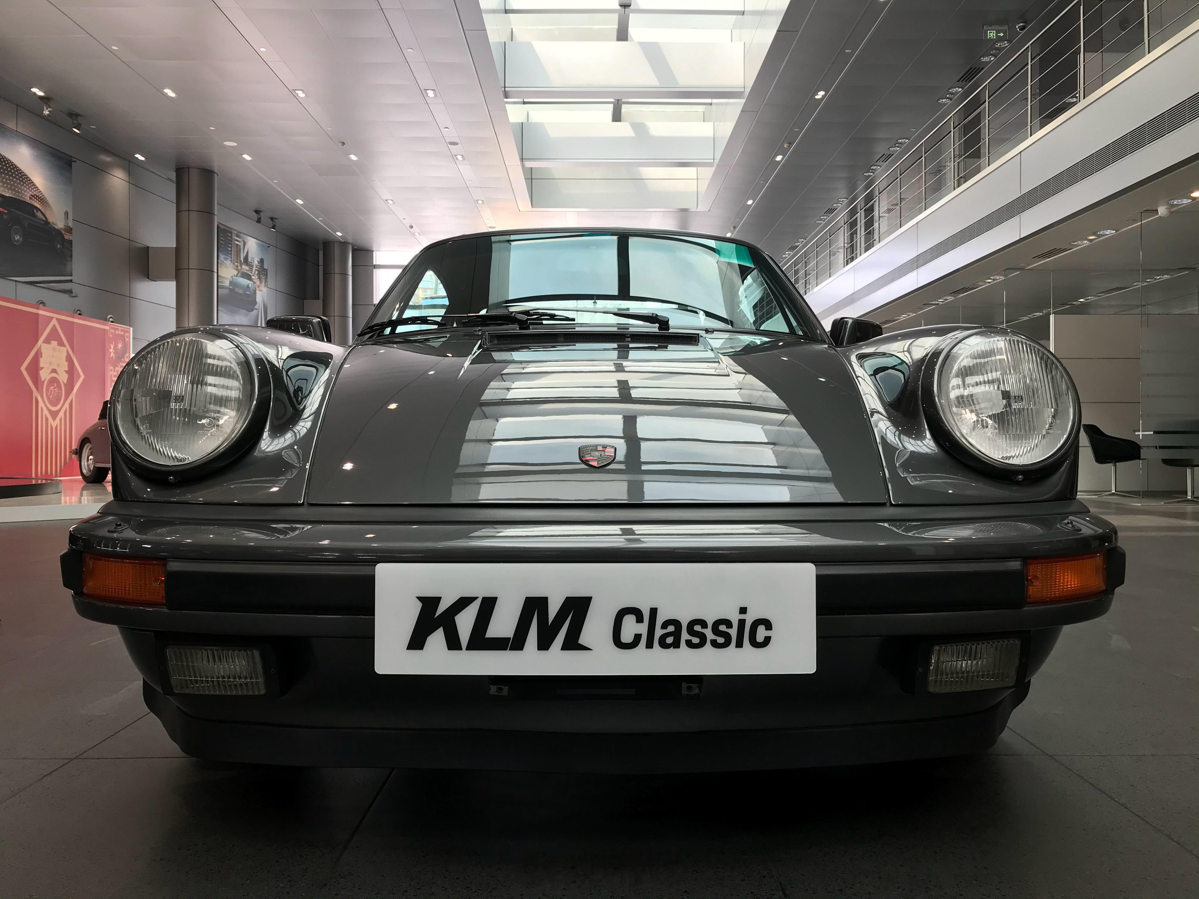 翻了一下之前推送的“对话风冷传奇-保时捷第二代911 G Model”体验长视频